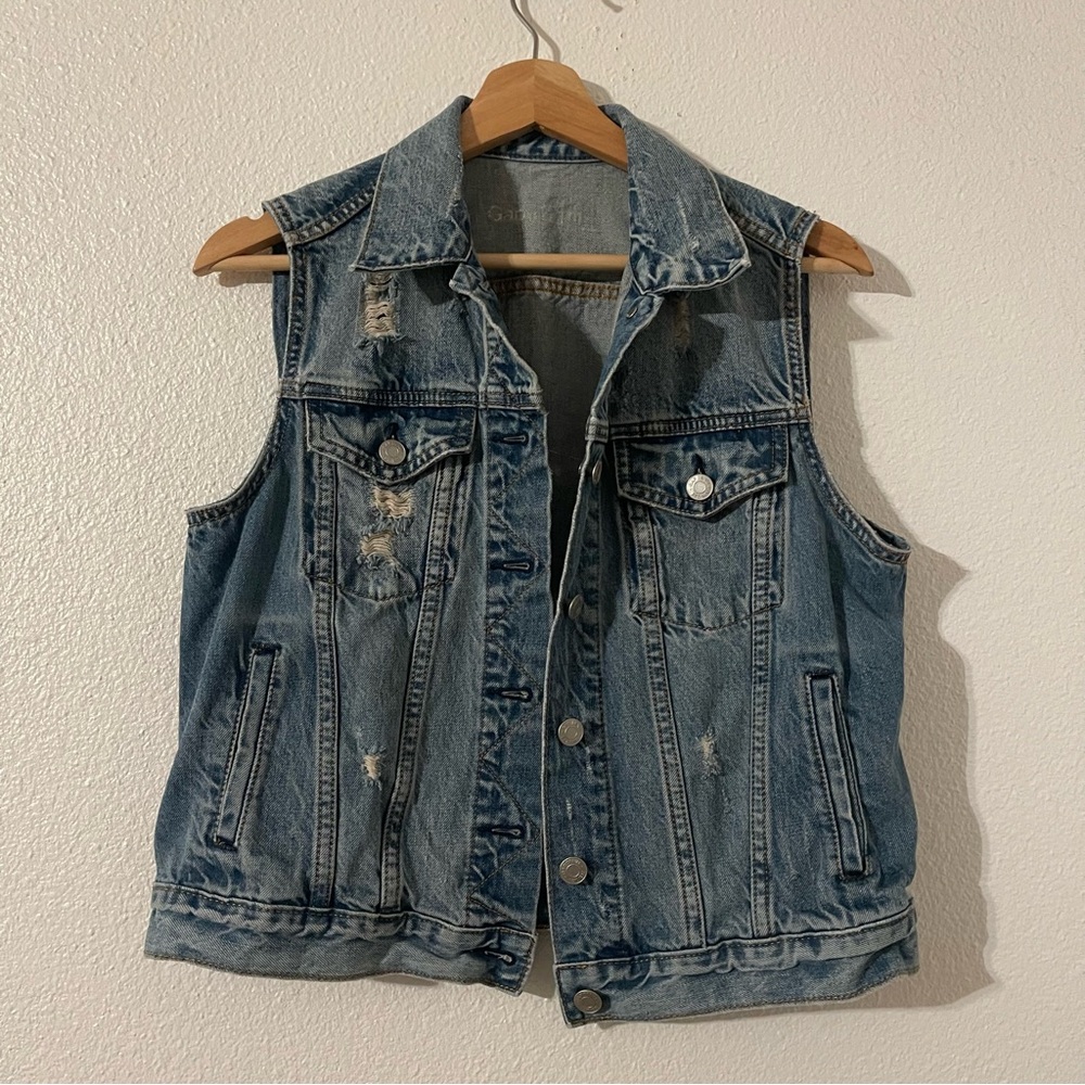 Gap 1969 Vest Distressed Jacket Size Medium Blue Denim Sleeveless Collared